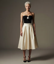 Designer brand sample suit size 8 only 1 set party and holiday gatherings Xmas