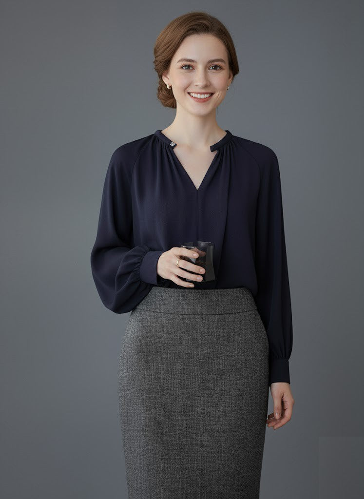 Designer brand sample suit size 8 only 1 set party and holiday gatherings Xmas