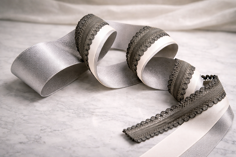 Layered Satin Ribbon Set with Decorative Trim in Silver and Ivory – Refined Styling Detail