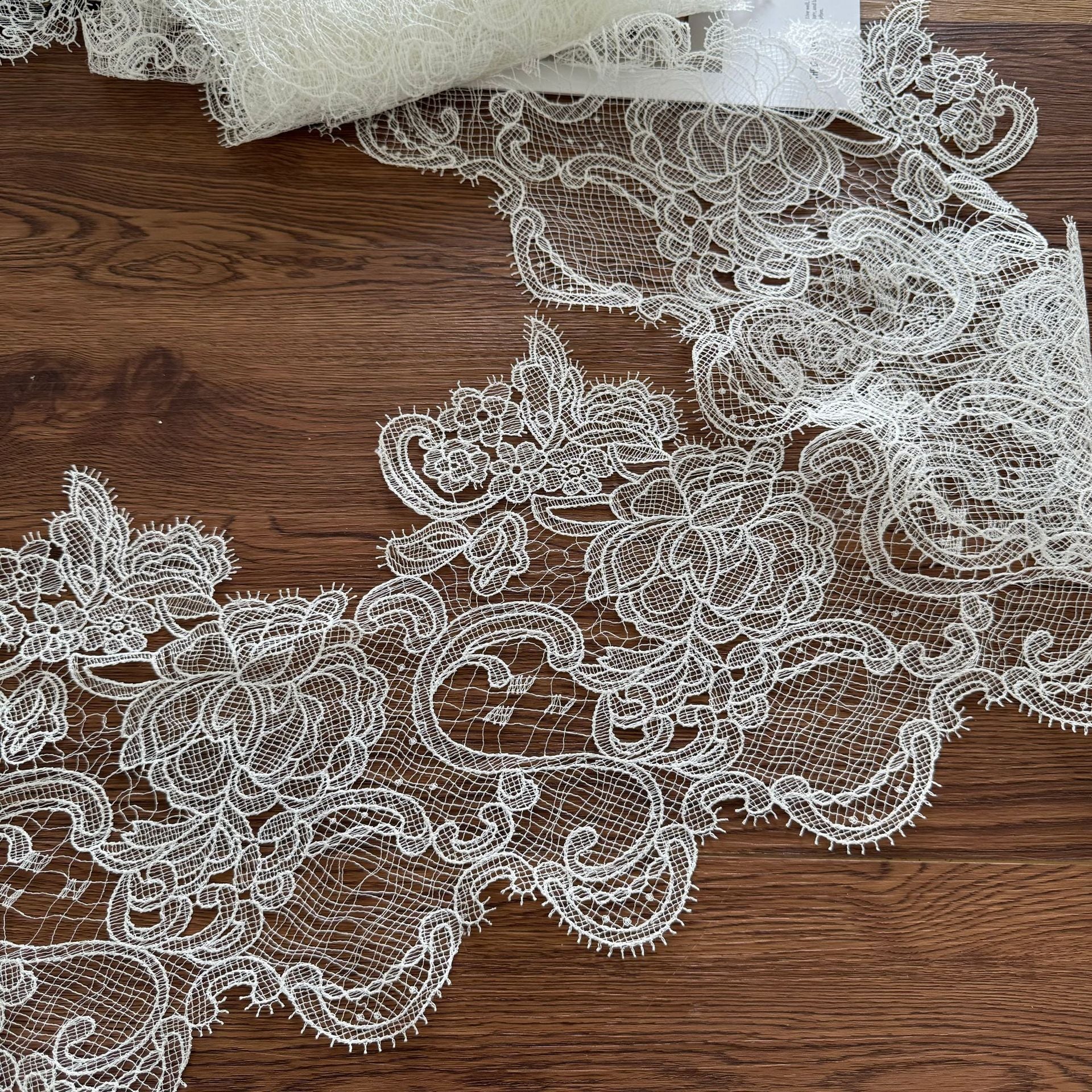 New exquisite hollow fish silk thread lace, handmade DIY accessories wedding veil decorative accessories lace R77