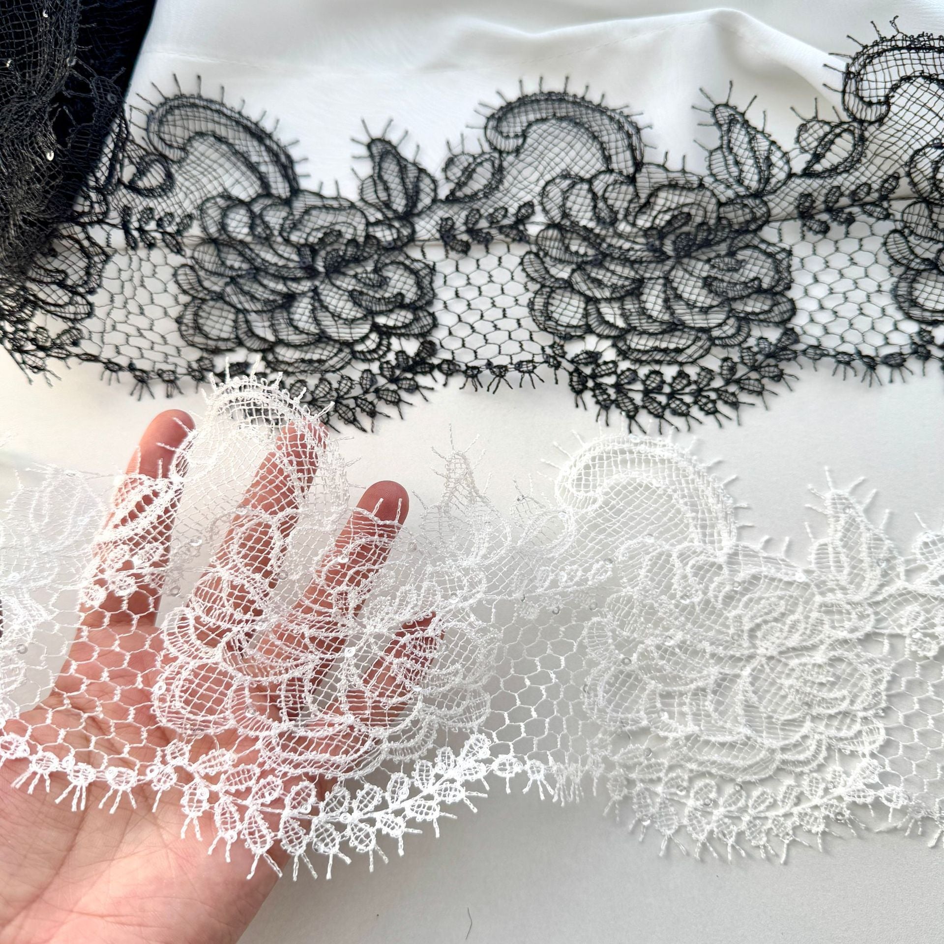 Black and white fish silk thread sequins water-soluble decorative lace European and American embroidery fabric water-soluble embroidery lace R81 tape