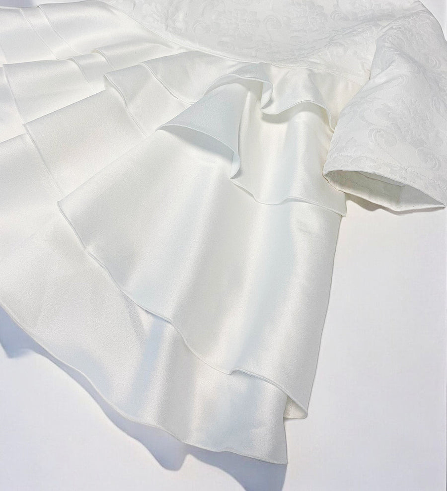 Vintage Flower Girl Dress – Girls White Jacquard Satin Dress with Layered Tulle for Wedding & Special Occasions (Ages 2–10)